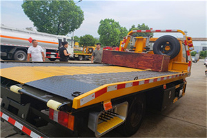 延边附近拖车电话号码服务